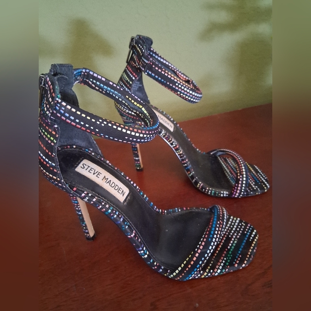 Steve Madden "Fancier" Multi-Color Heeled Sandals - Picture 9 of 9